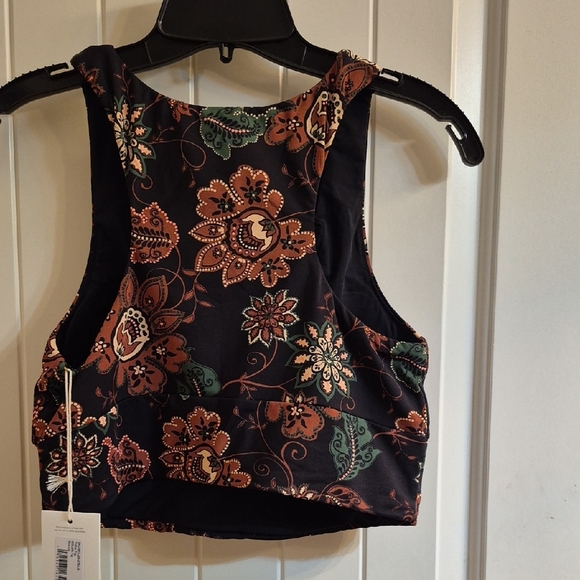 Carve Designs Tofino Top - Picture 2 of 3